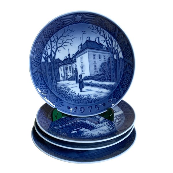 Royal Copenhagen 4st Jultallrikar 70-tal Dansk Jul Väggtallrik