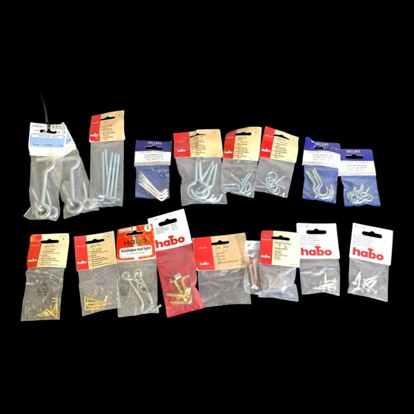 Kasthake Flänskrok Vinkelkrok Skruvkrok Skruvar Pinngångjärn Knopp 18-delar