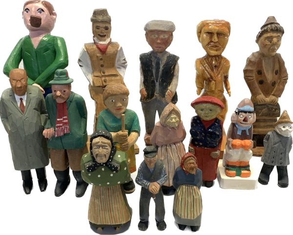 Träfigurer 15st Figurer Figuriner Trä Trägumma Trägubbe Gumma Gubbar Retro