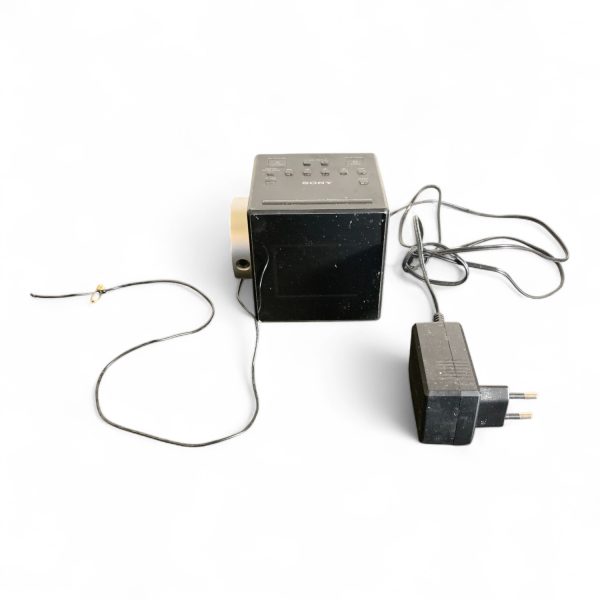 Sony ICF-C1PJ Klockradio med Tidsprojektor Väckarklocka
