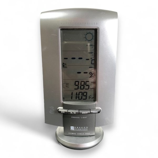 Oregon Scientific Temperaturmätare Klocka Väderstation