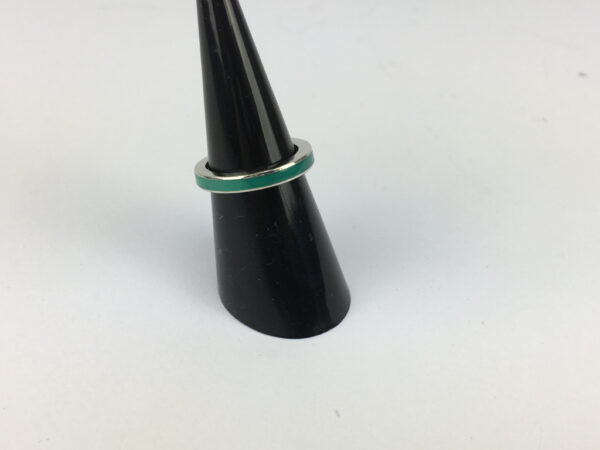 Ring Silver 925 Grön Stl.5 / 15,3mm. 3 Gram. Skick: Bra