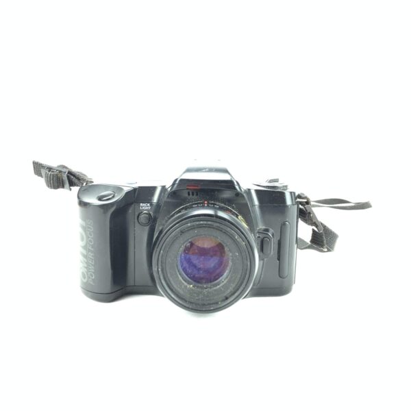 Kamera, Olympus OM-101 med 50mm/F2 PF objektiv, Svart