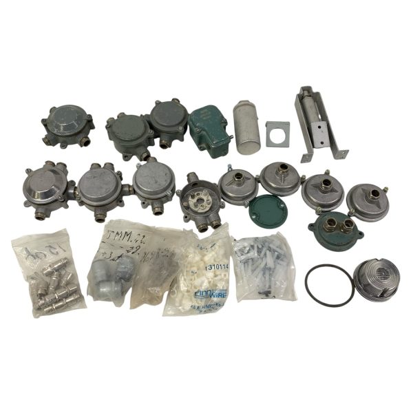 24-delar Beslag Kopplingsdosor Kopplingar Lock Skruvar Fästen Positionslampa