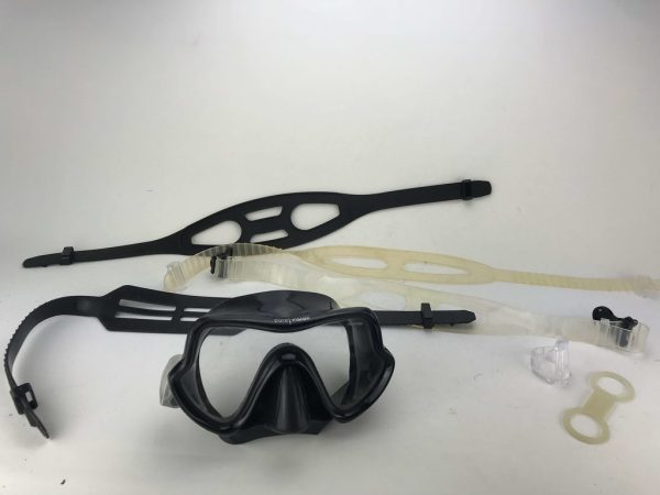 Mares Pure Vision Mask, 4st Maskband och 2st Snorkelhållare. Skick: Ok