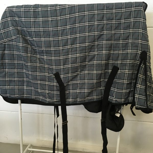 HORSE PRO Täcke strl 135.
