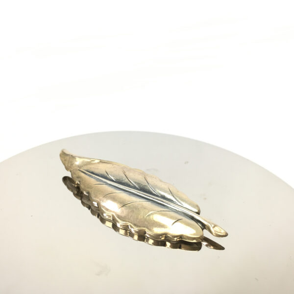 Brosch 835 silver Löv