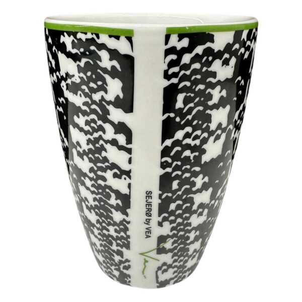 Pernille Vea Mugg Sejerø 210ml Svart Vit Grön Porslin Modern Design