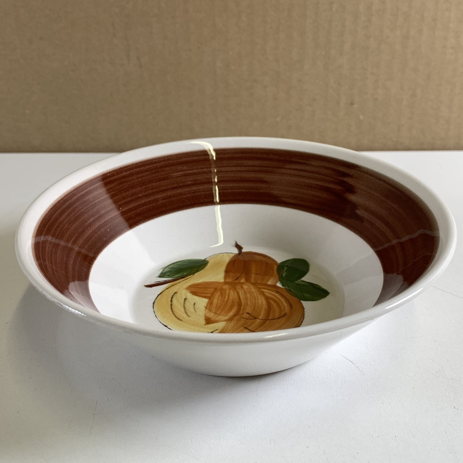 Terra Skål Handmålad Blyfri Glasyr Päronmotiv Brun Keramik Retro Vintage Porslin