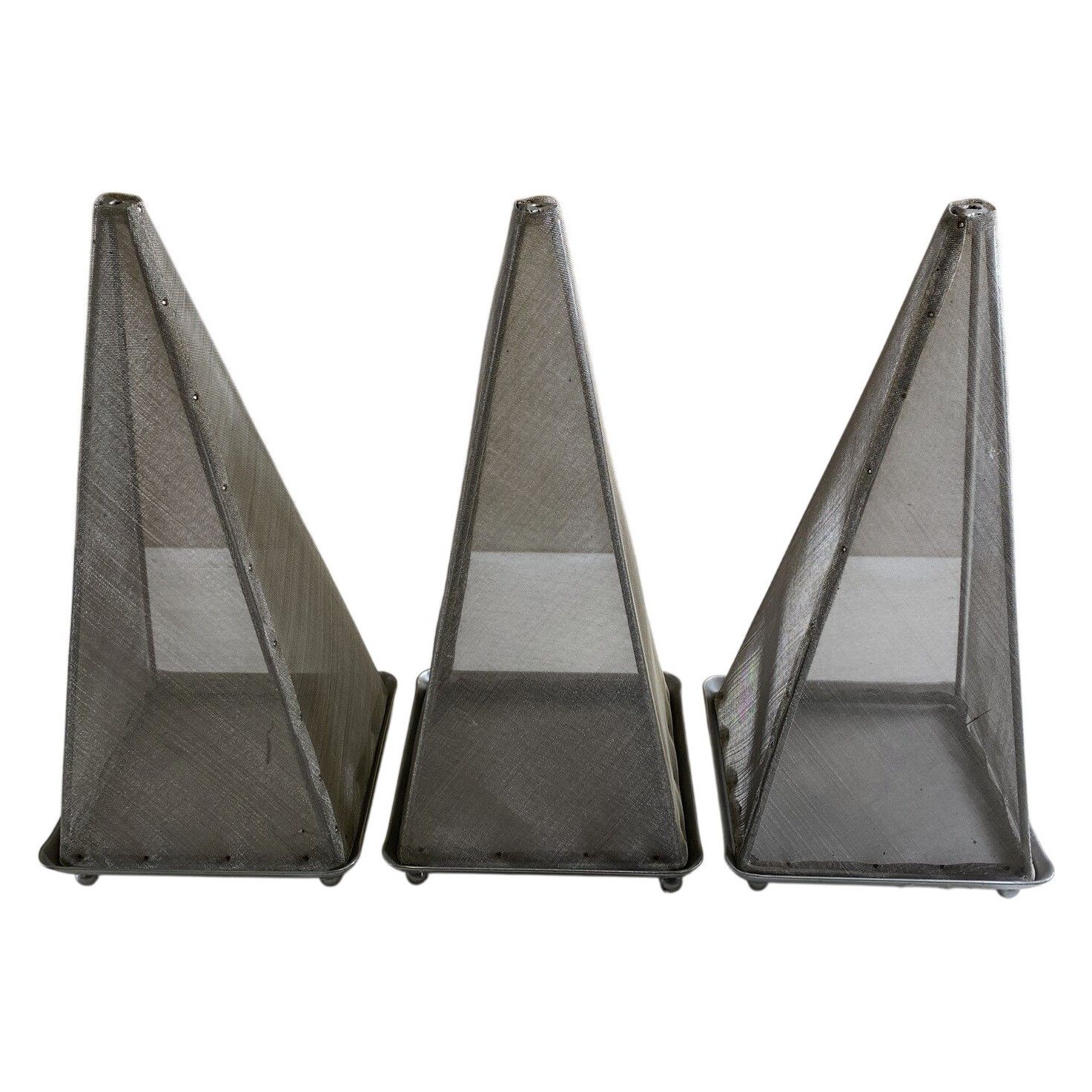 3 st Ljuslyktor Metallfilter Pyramidformade Sil Grå Nät Industri Dekor