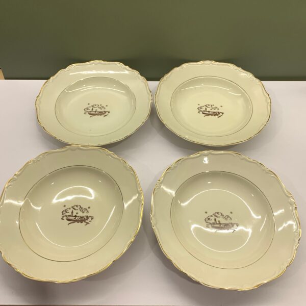 Karlskrona Porslinsfabrik 4 st Djupa Tallrikar 25cm Guldig Kant Beige