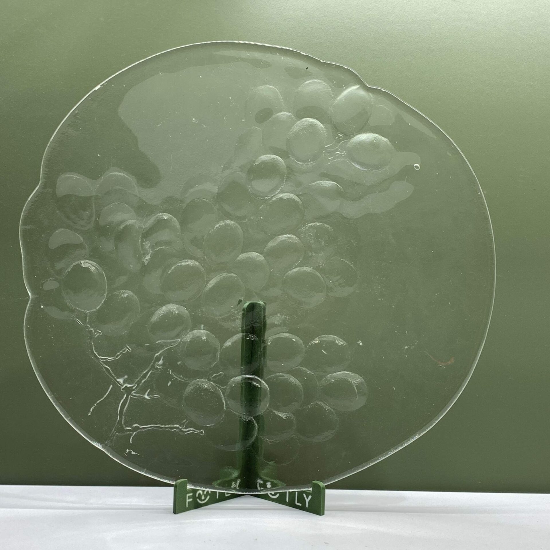 Kosta Boda Druvan Fat 34 cm Ann wärff Uppläggningsfat Glasfat Design