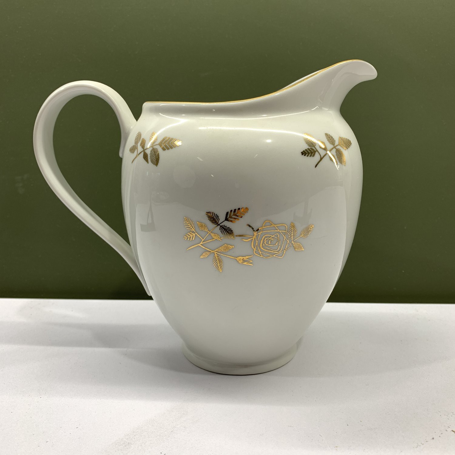 Kanna Porslin Vit Gulddekor Blommor Retro Servering Stämplad 0133