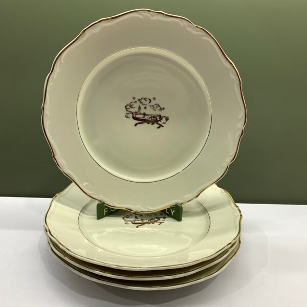 Karlskrona Porslinsfabrik 4 st Mattallrikar 25cm Guldig Kant Beige