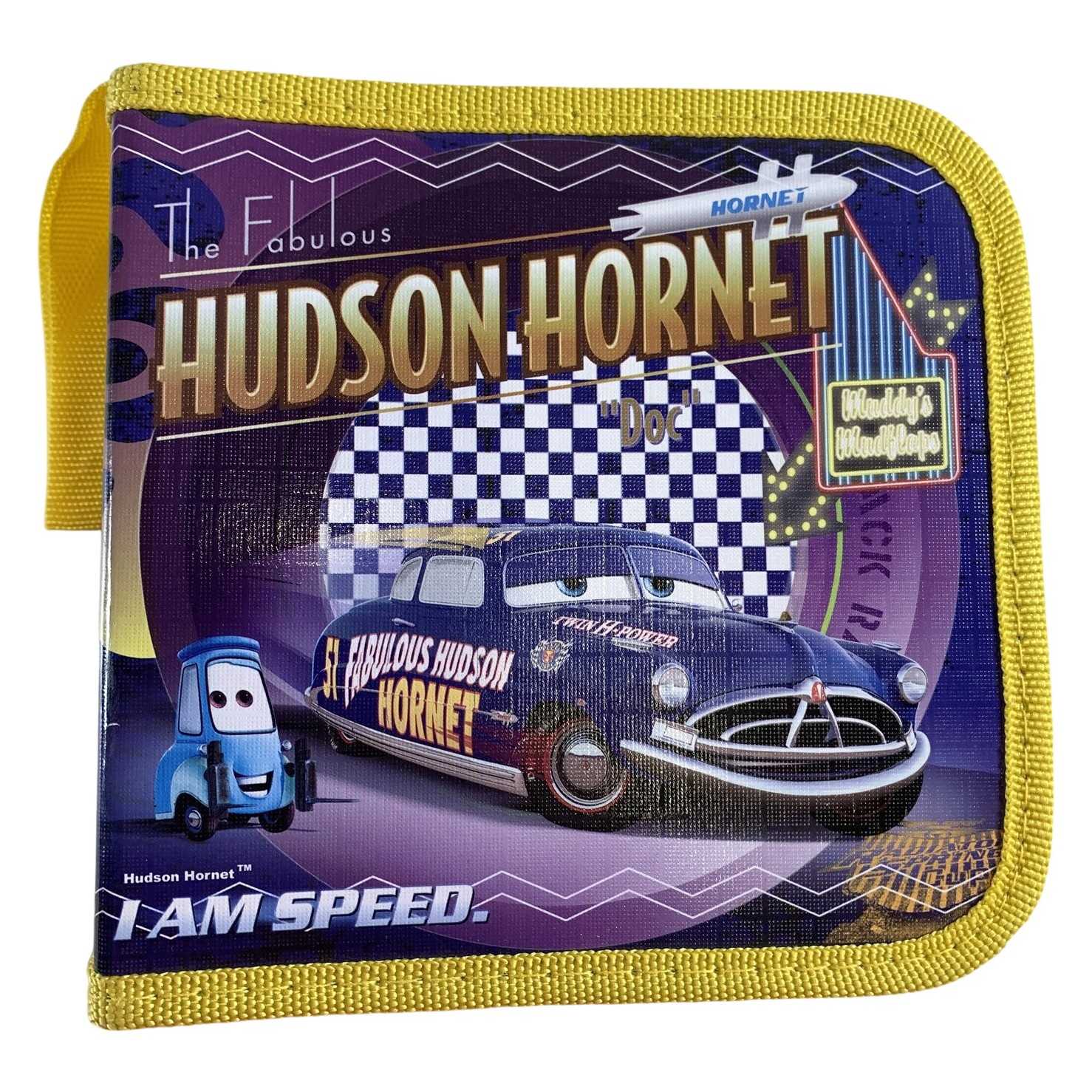 Disney Pixar Cars Hudson Hornet CD Fodral Barn Gul Lila Racing Series