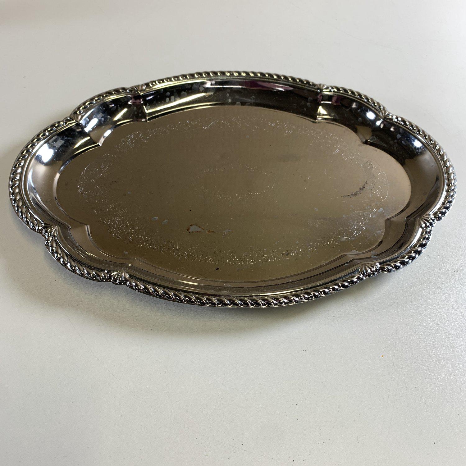 Bricka Metall Oval Silverfärgad Dekor Klassisk Serveringsfat