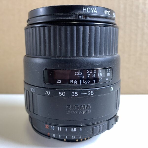 Sigma UC Zoom 28-105mm 1:4-5.6 Autofokus Objektiv Svart Japan