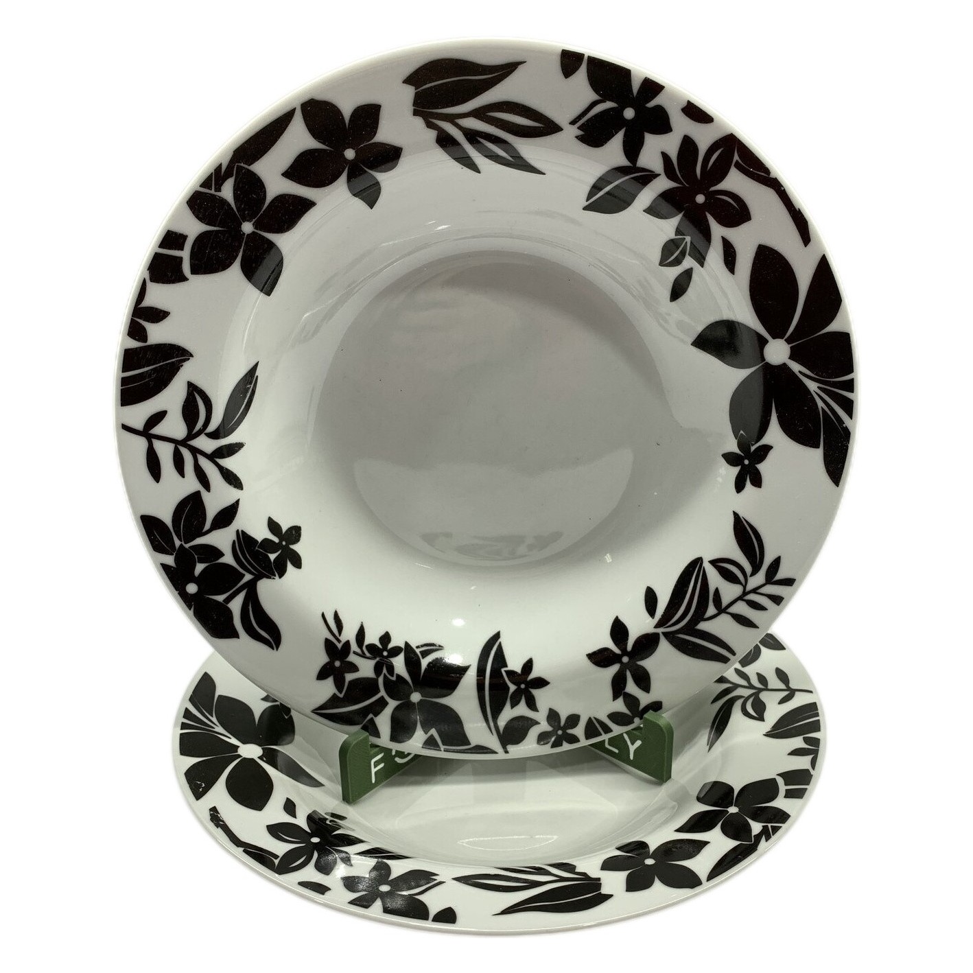 Mariehult Djup Tallrikar 2 st Porslin Svart Vit Blommig Design Sverige