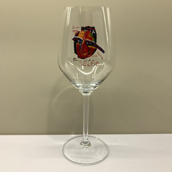 Carolina Gynning Love Me Vit Vinsglas Design Glas