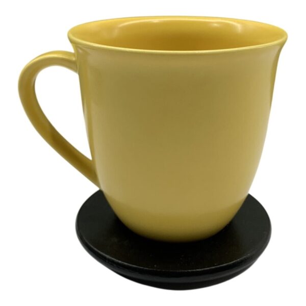 Höganäs Keramik Mugg Stengods Gul Med Svart Underlägg Kopp Design