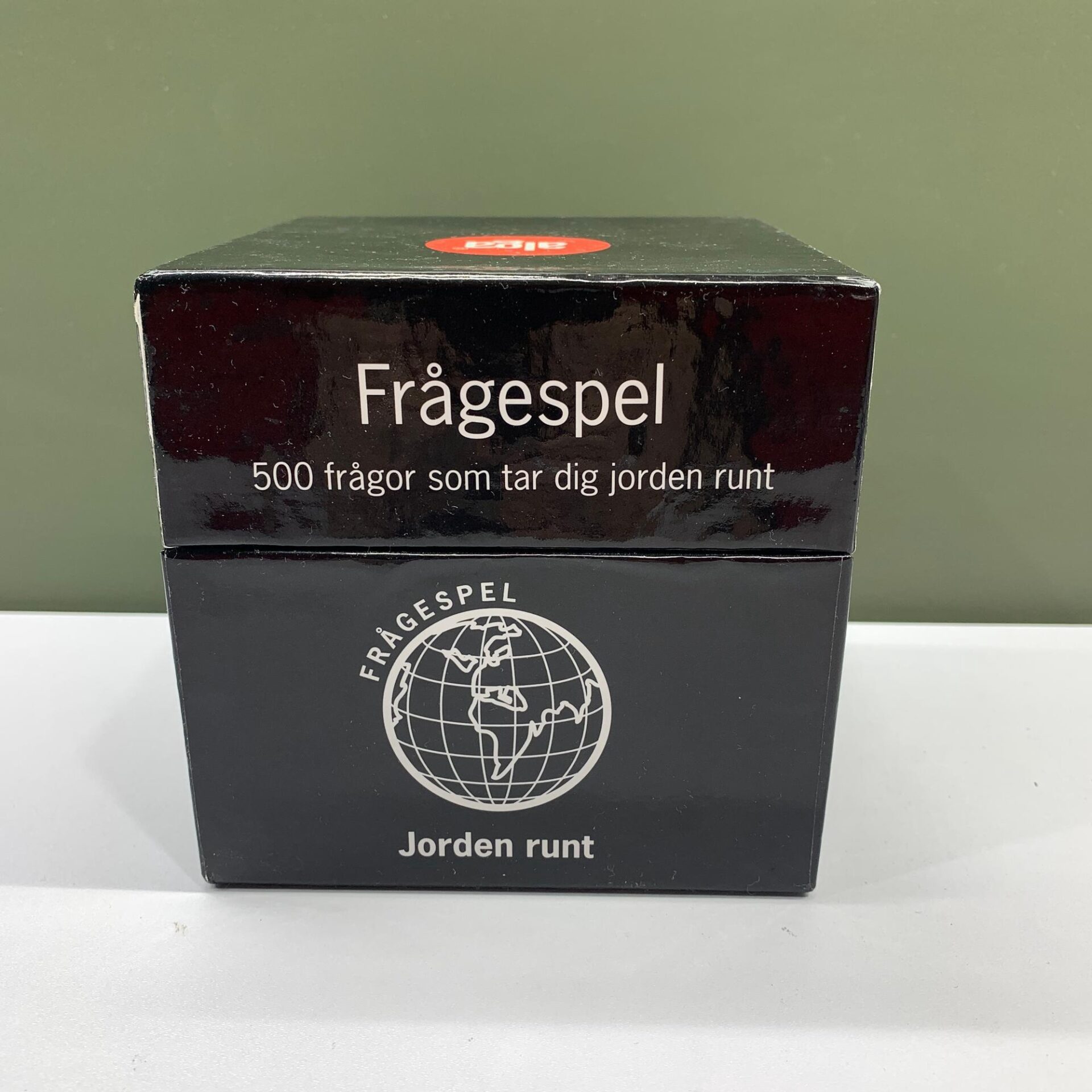 Alga Qube Jorden Runt Spel 500 frågor