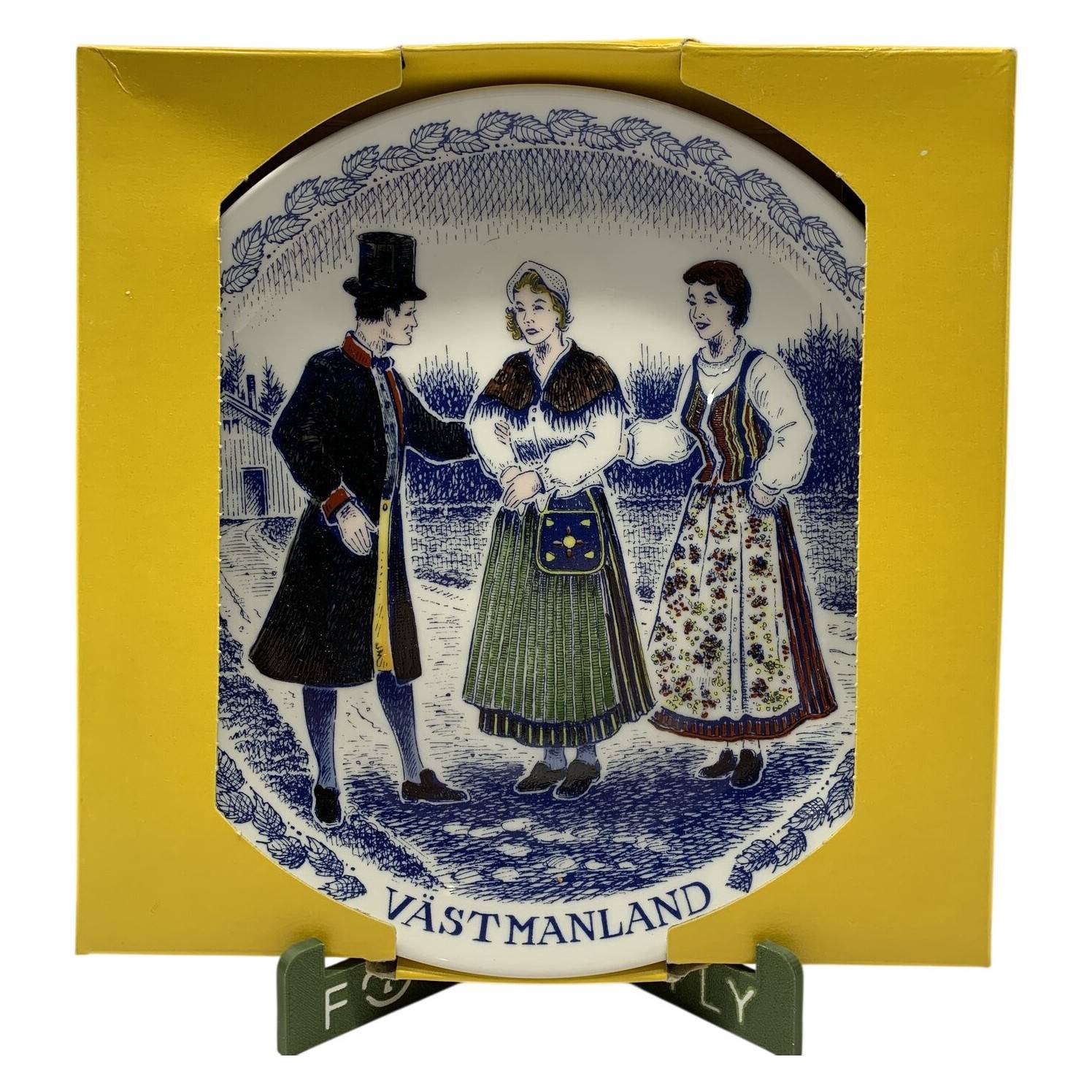 Ravn Porslin Tallrik Västmanland Svenska Folkdräkter Blå Vit Samlartallrik