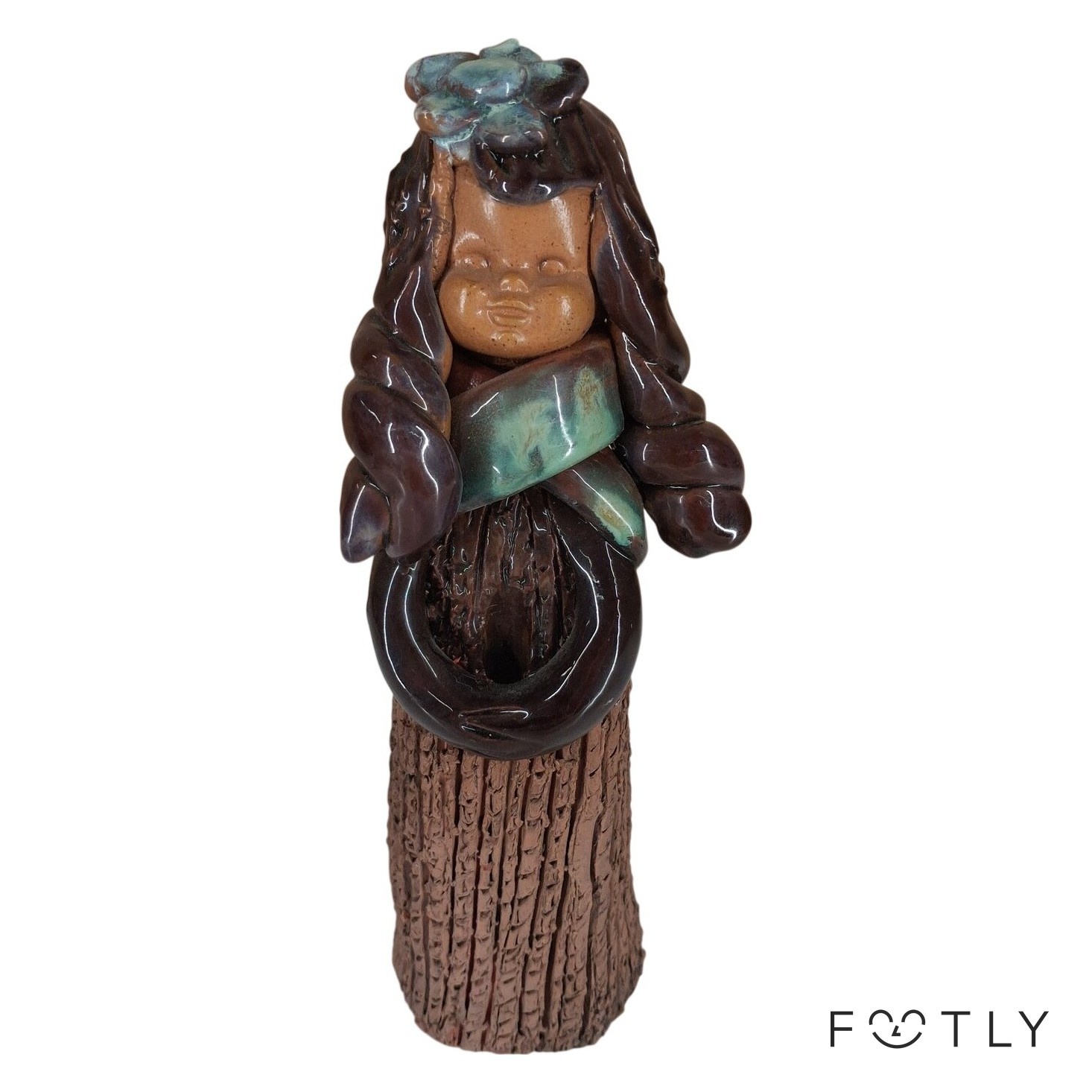 Signerad Figur Keramik Kvinna Skulptur Brun Grön Handgjord Vintage Retro Figurin