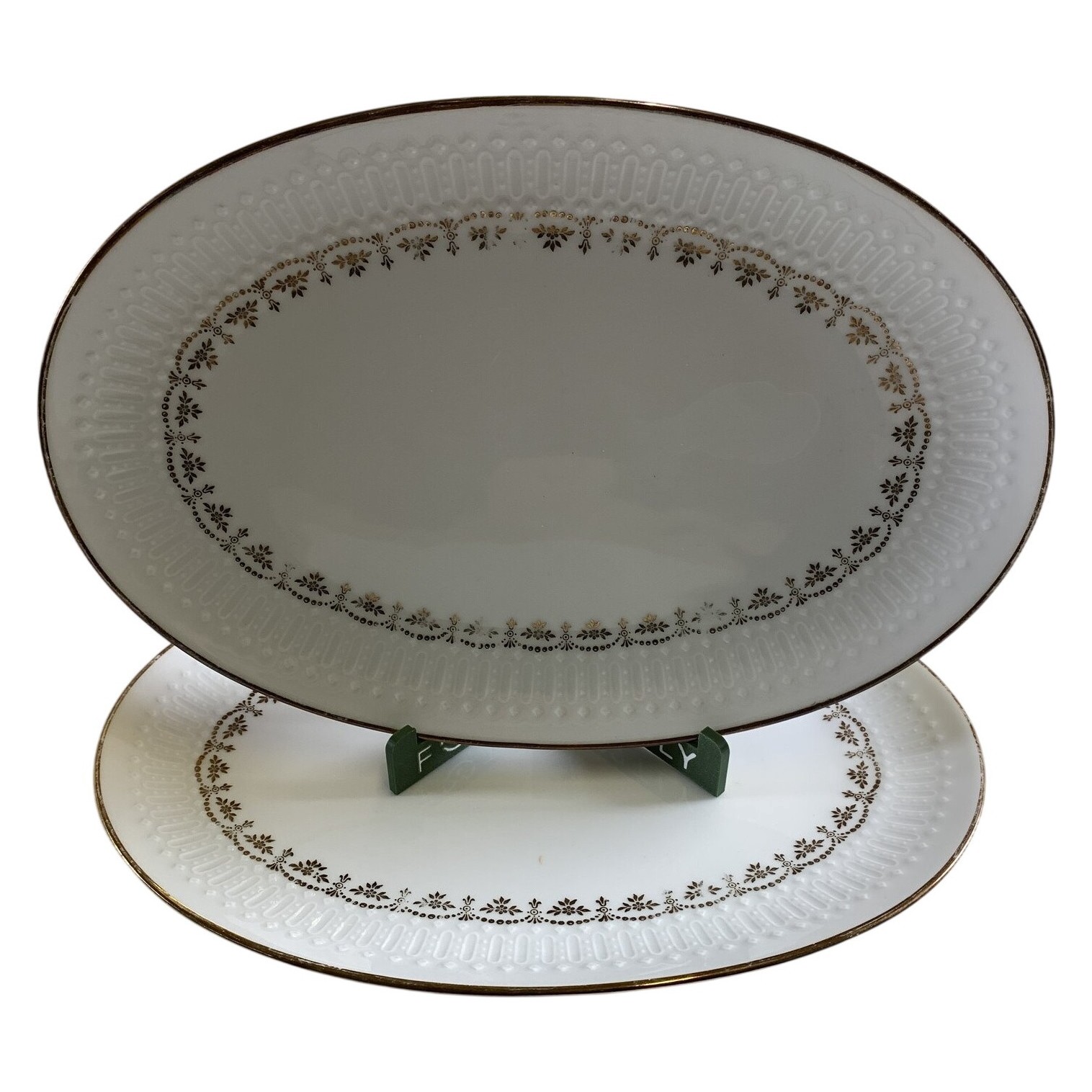 Bavaria Winterling 2 st Fat Porslin Gulddekor Oval Vit Blommor Tysk Vintage