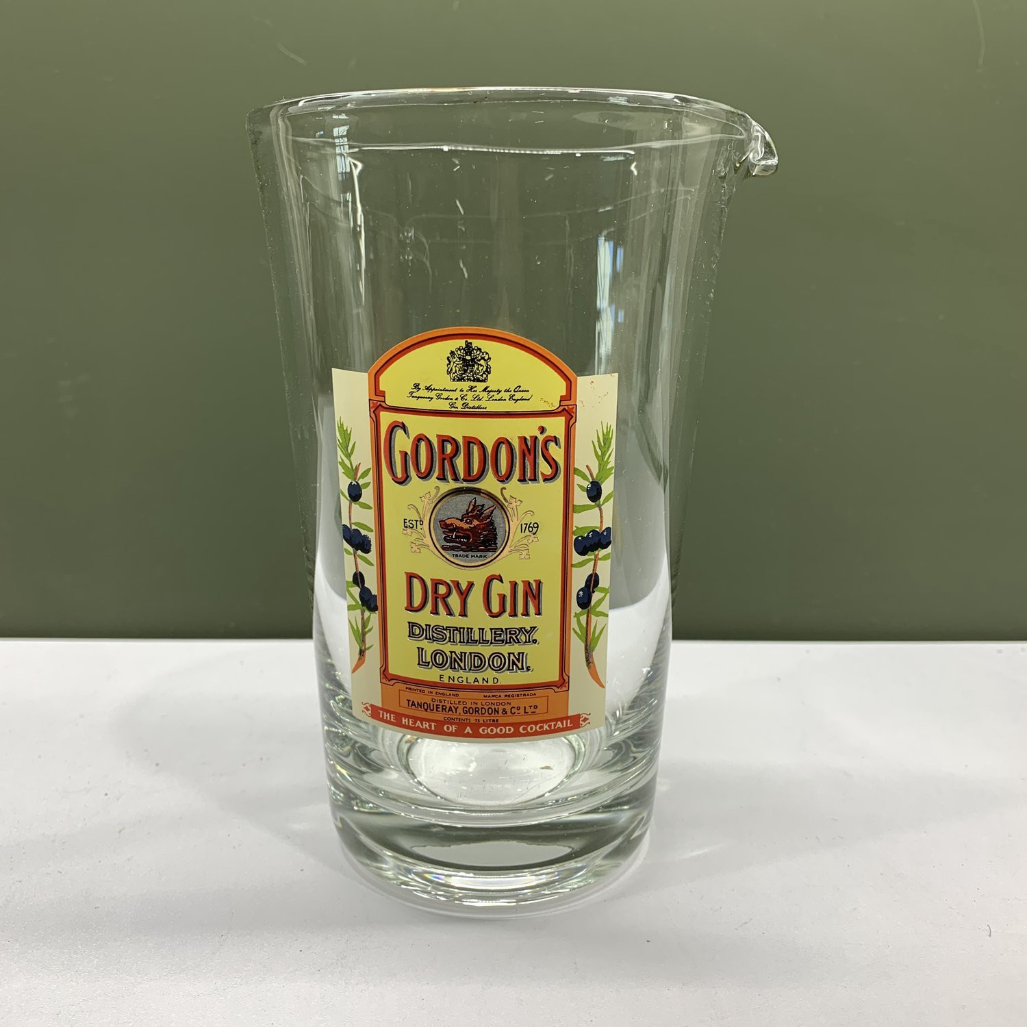 Gordon's Dry Gin Liten Kanna Glas Drinkmixer London Bar Retro