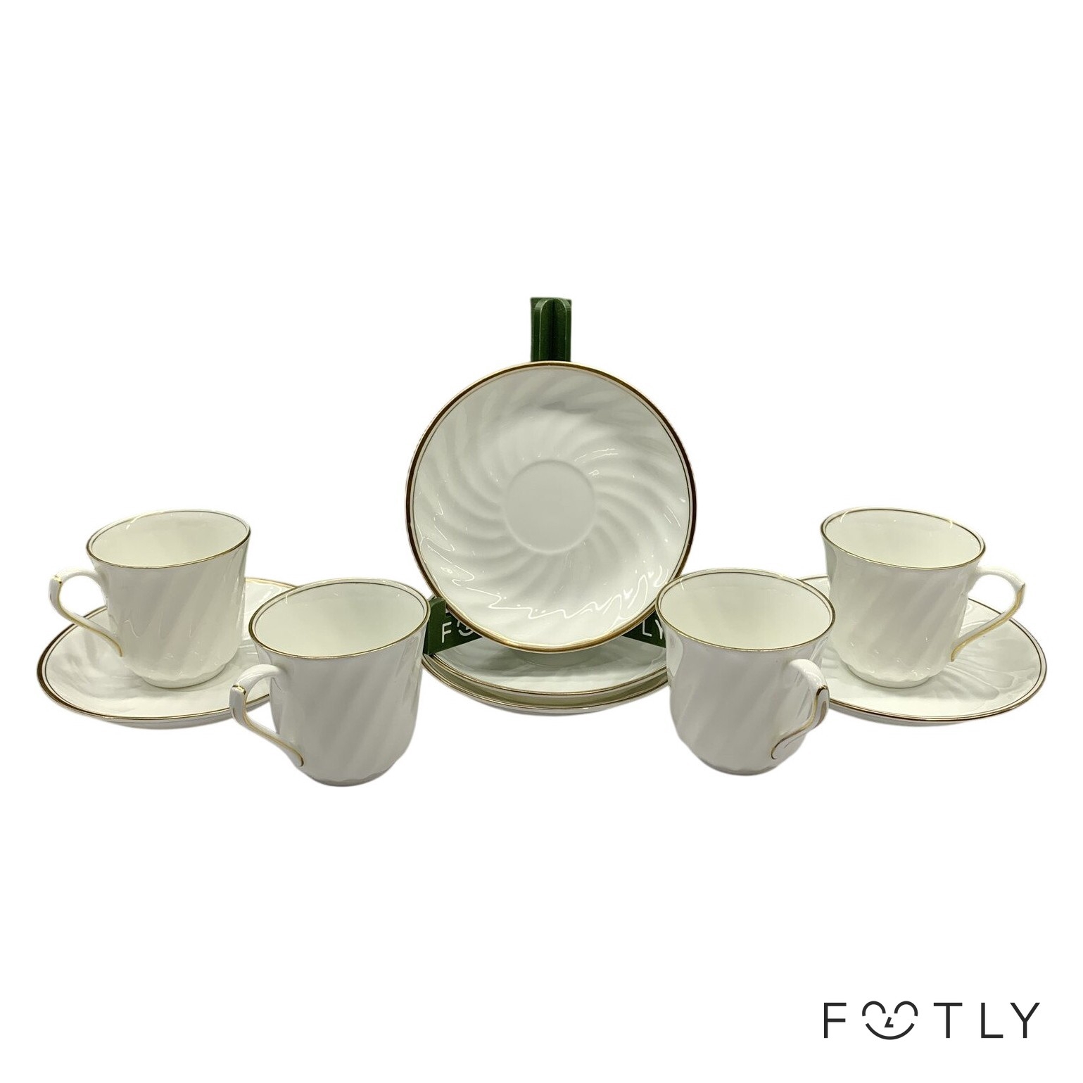 Gustavsberg 4 st Kaffekoppar Fat Benporslin Vit Guld Rand Porslin Kopp Set
