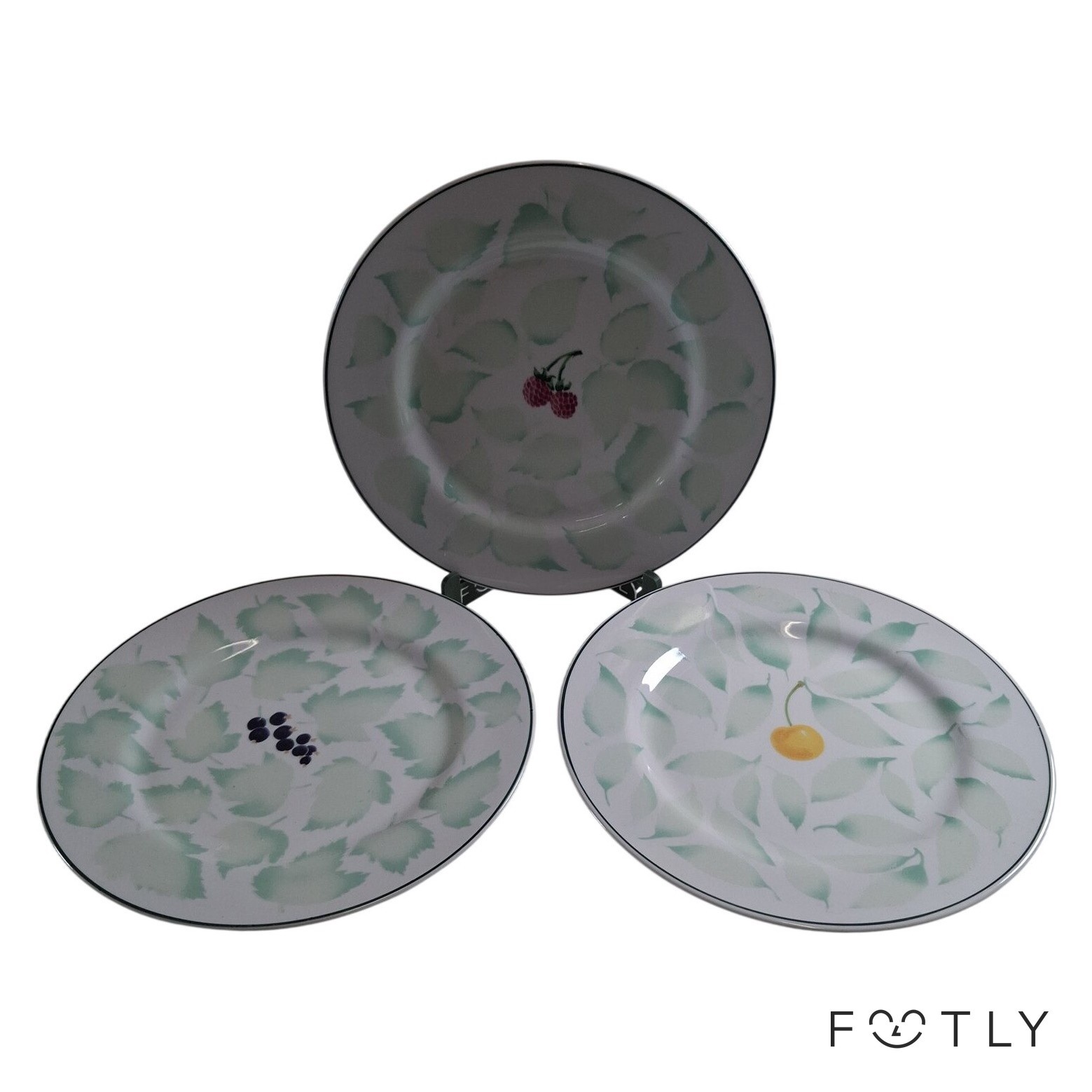 3 st Boda Shop Berry Tallrikar Porslin Vit Grön Bär Dessertfat Design